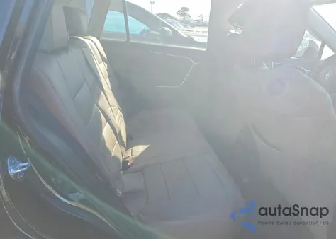 2020 Toyota Rav4 Le z USA, uszkodzony, nr VIN 2T3F1RFV4LW137814